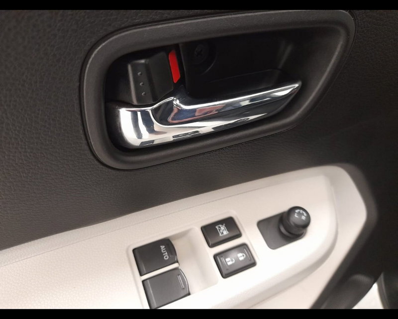 Suzuki Ignis usata a Alessandria (18)