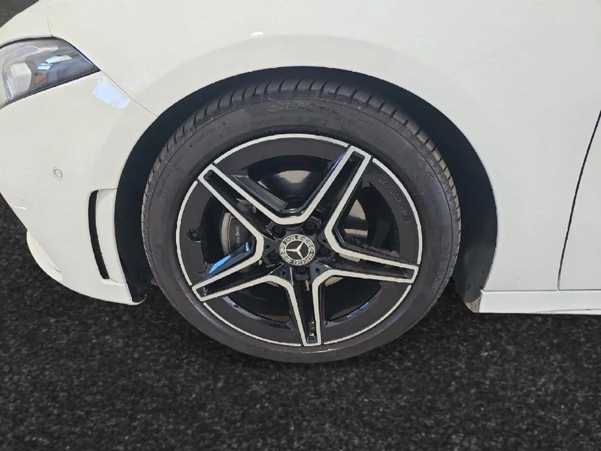 Mercedes-Benz Classe A Sedan usata a Lecco (19)