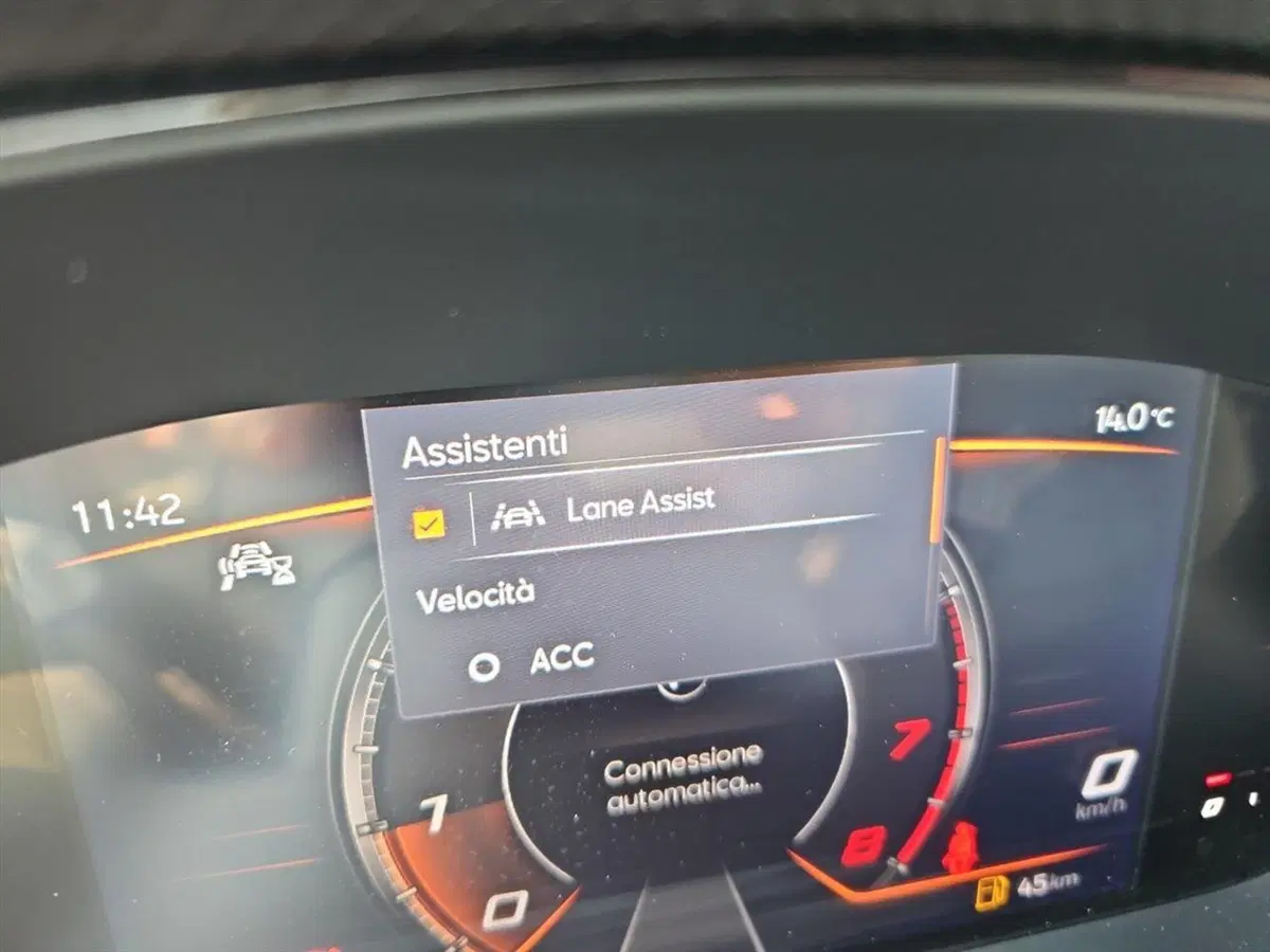 SEAT Arona usata a Lecco (17)