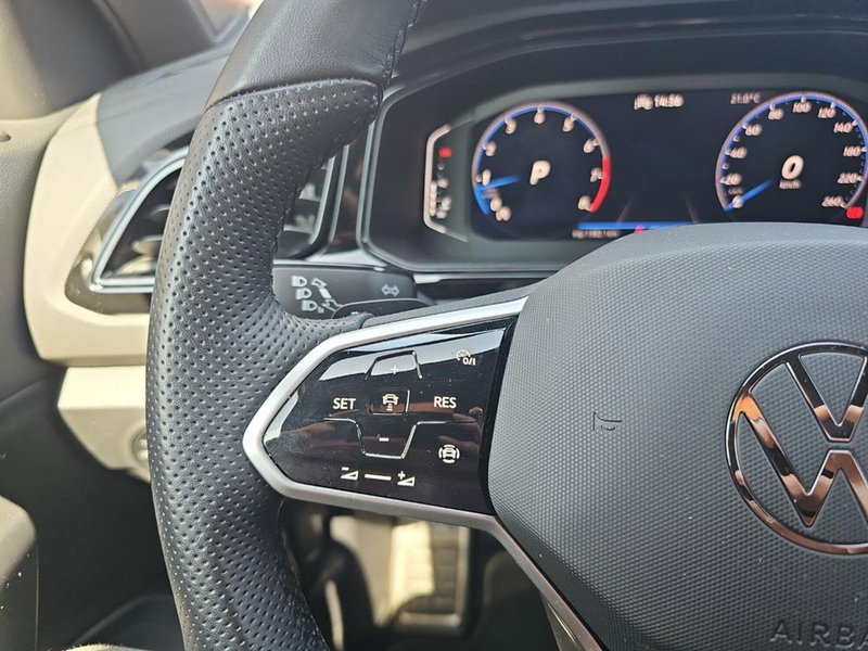 Volkswagen T-Roc usata a Lecco (18)