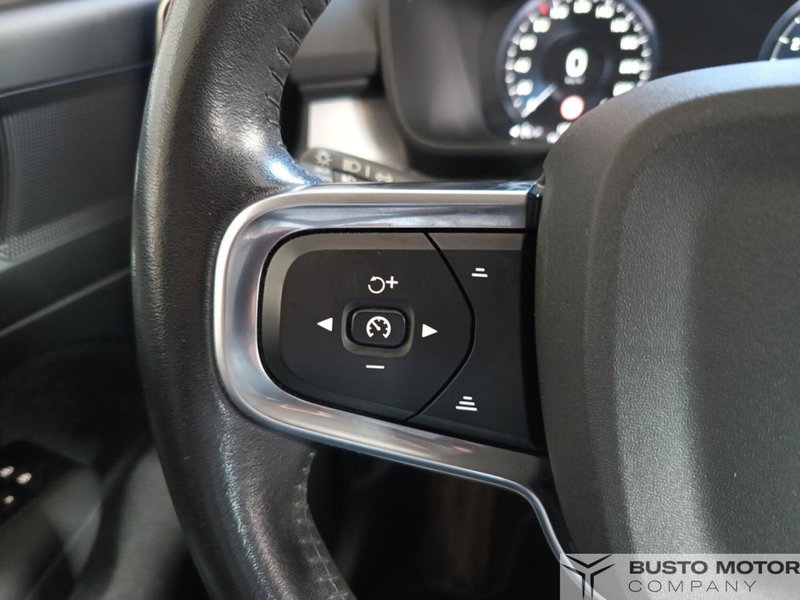 Volvo XC40 usata a Varese (15)