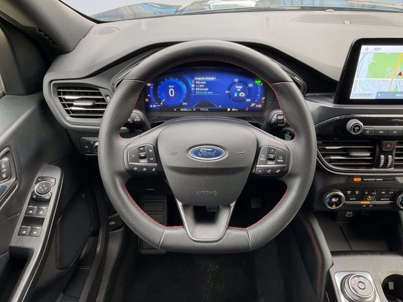 Ford Kuga usata a Milano (13)