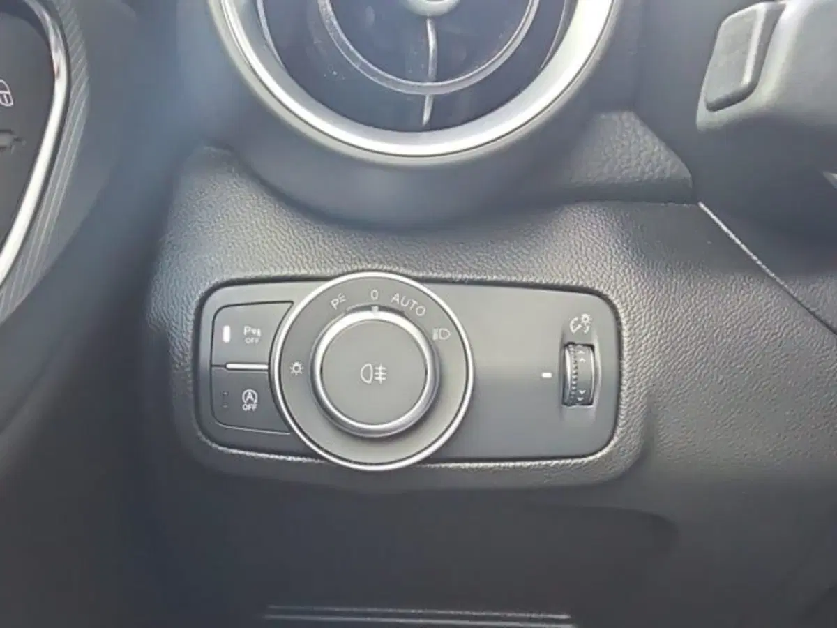 Alfa Romeo Giulia nuova a Monza e Brianza (20)