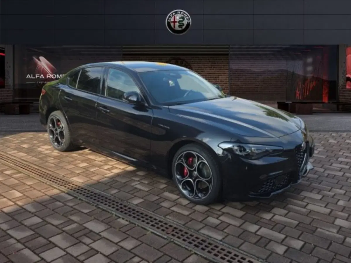 Alfa Romeo Giulia nuova a Monza e Brianza (3)