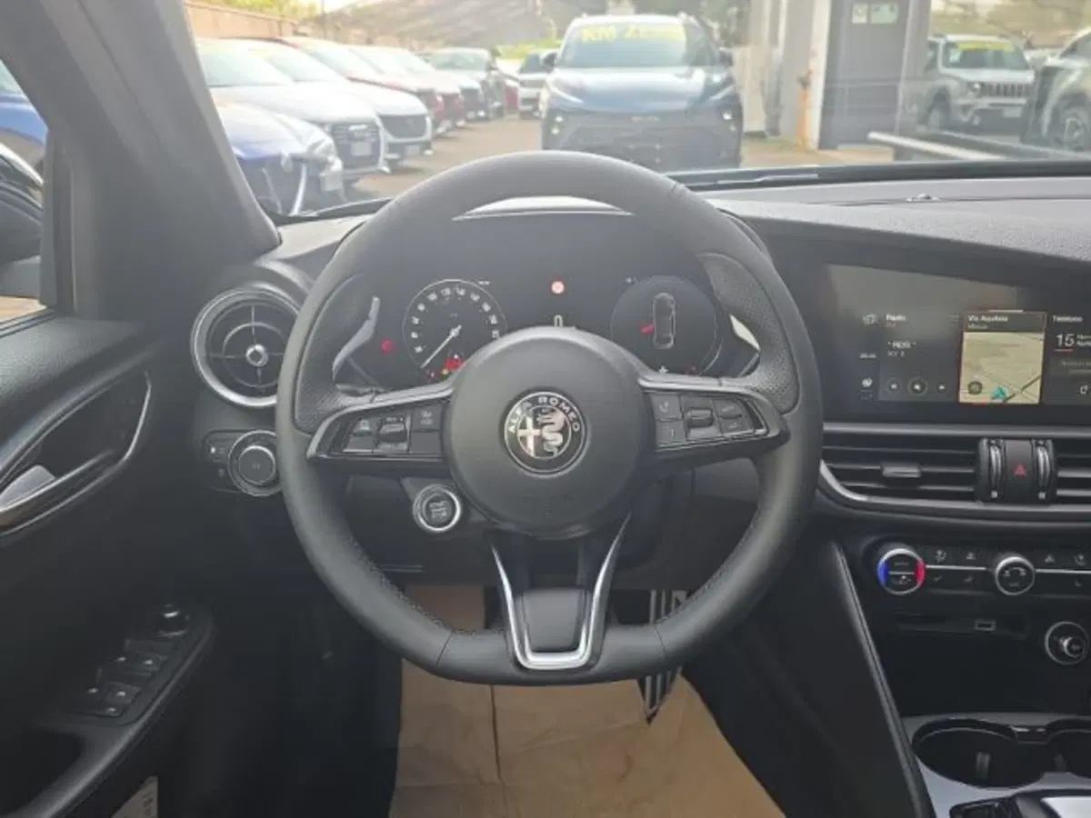 Alfa Romeo Giulia nuova a Monza e Brianza (9)