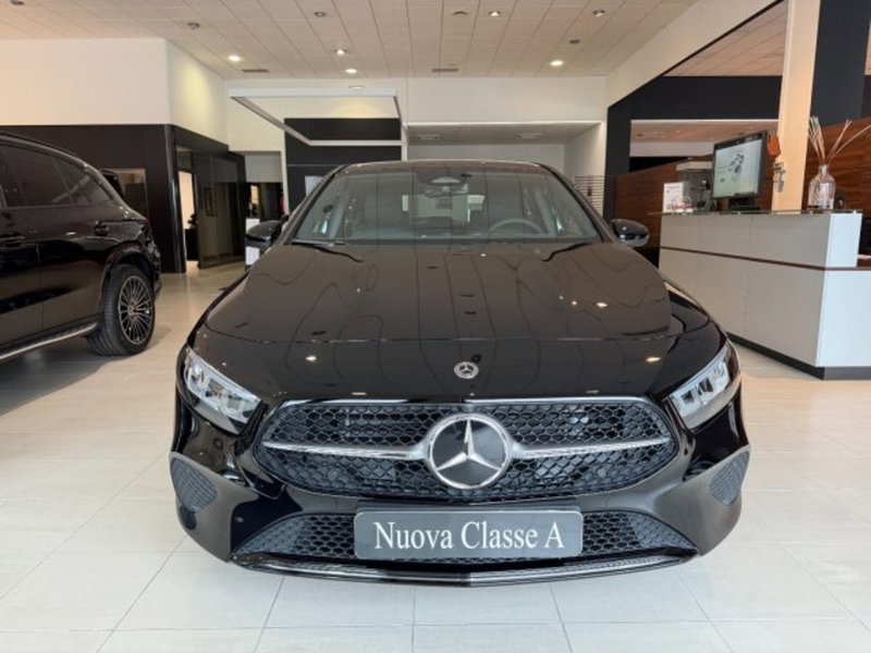 Mercedes-Benz Classe A nuova a Potenza (2)