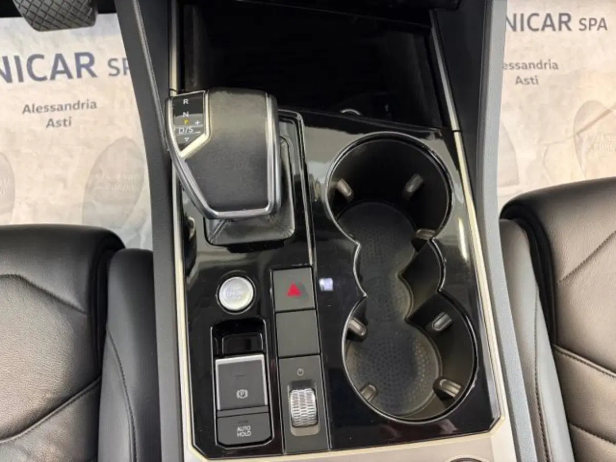 Volkswagen Touareg usata a Cuneo (11)