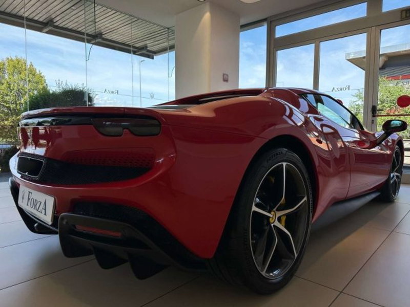 Ferrari 296 Coupé usata a Torino (15)