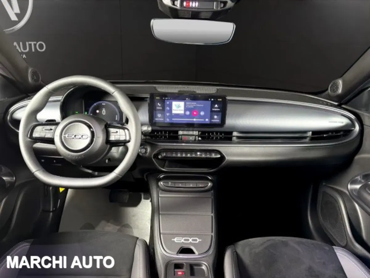 Fiat 600 nuova a Perugia (12)