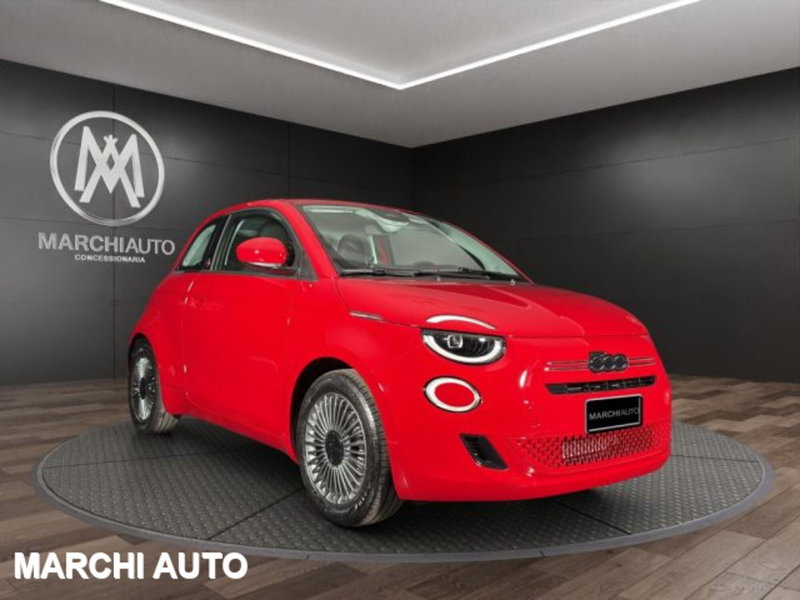 Fiat 500 nuova a Perugia (3)