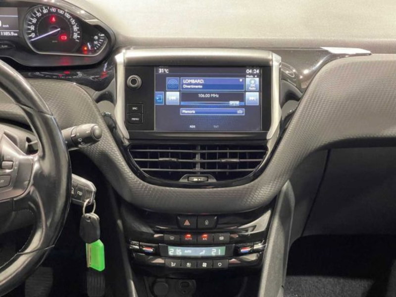 Peugeot 208 usata a Sondrio (14)