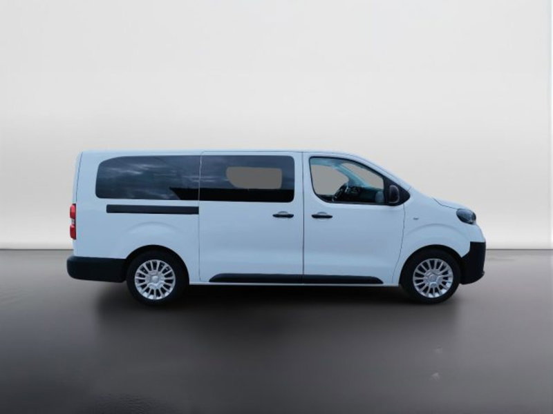 Toyota Proace Verso usata a Teramo (7)