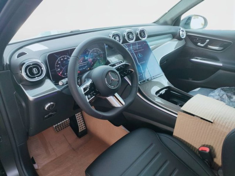Mercedes-Benz GLC SUV nuova a Teramo (11)