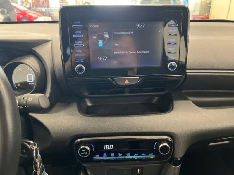 Toyota Yaris Cross usata a Vercelli (12)