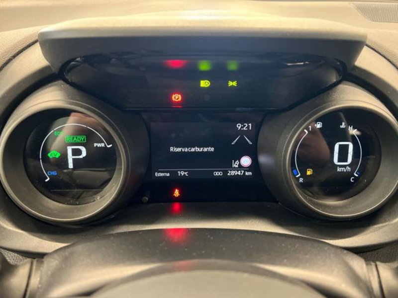 Toyota Yaris Cross usata a Vercelli (13)