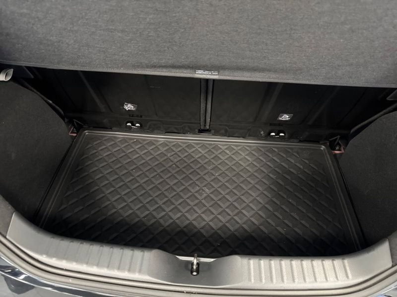 Toyota Aygo X usata a Prato (15)