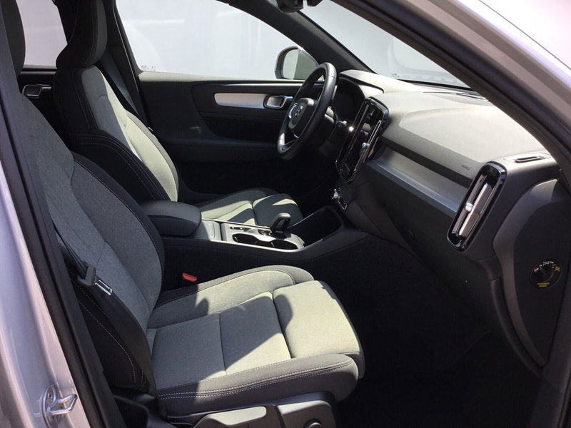 Volvo XC40 usata a Napoli (13)