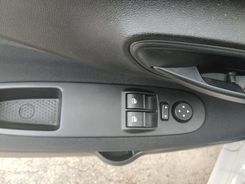 Fiat Punto usata a Asti (7)