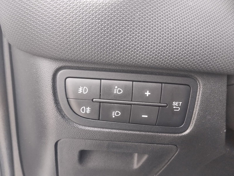 Fiat Punto usata a Asti (8)