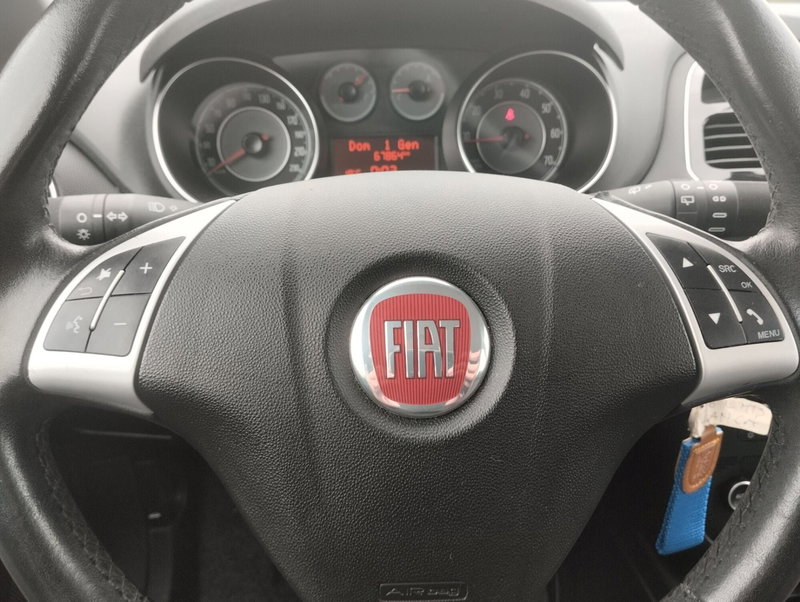 Fiat Punto usata a Asti (9)