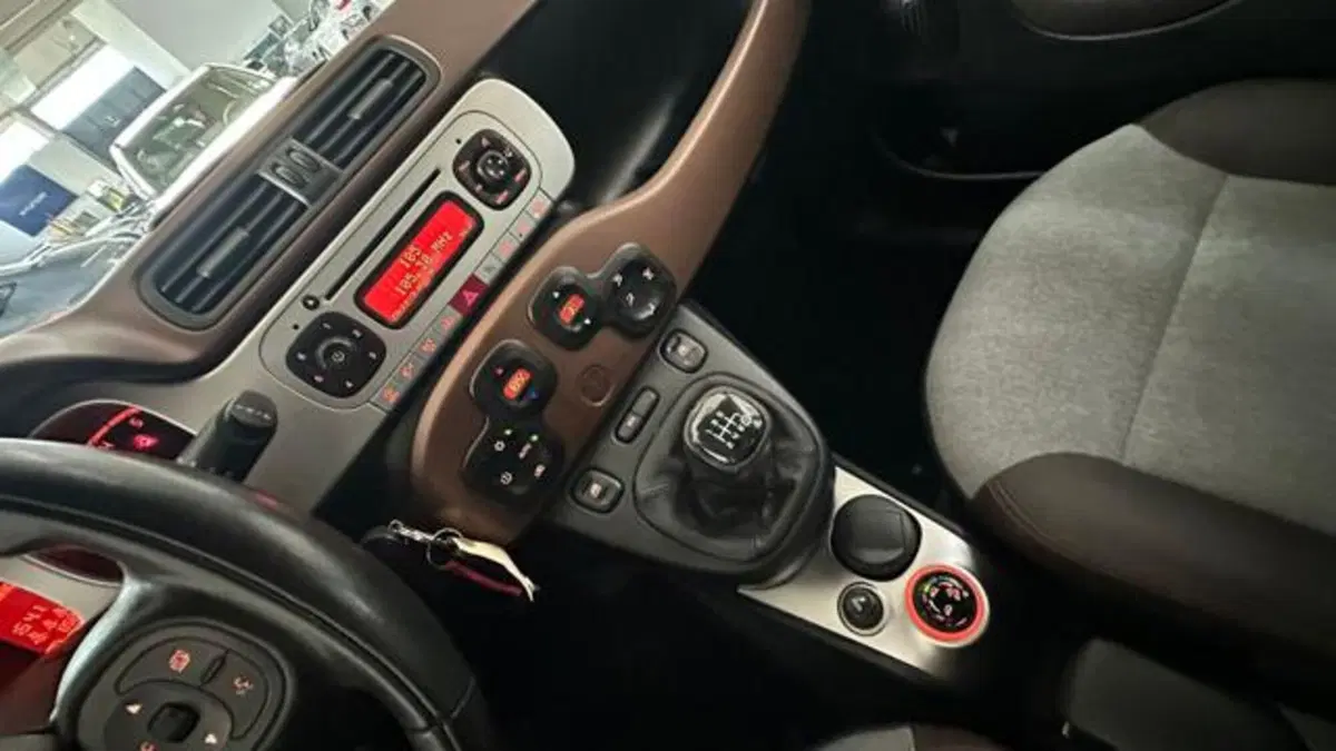 Fiat Panda Cross usata a Reggio Emilia (17)