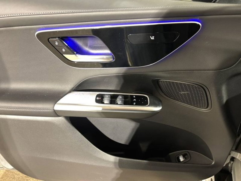 Mercedes-Benz GLC nuova a Bologna (10)
