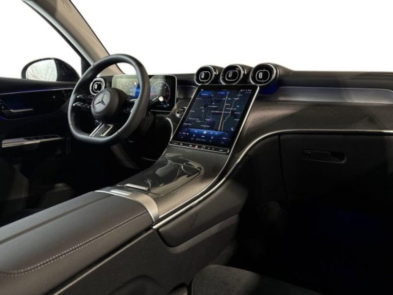 Mercedes-Benz GLC nuova a Bologna (15)
