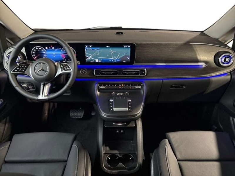 Mercedes-Benz Classe V nuova a Bologna (13)