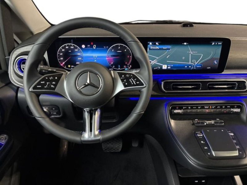 Mercedes-Benz Classe V nuova a Bologna (14)