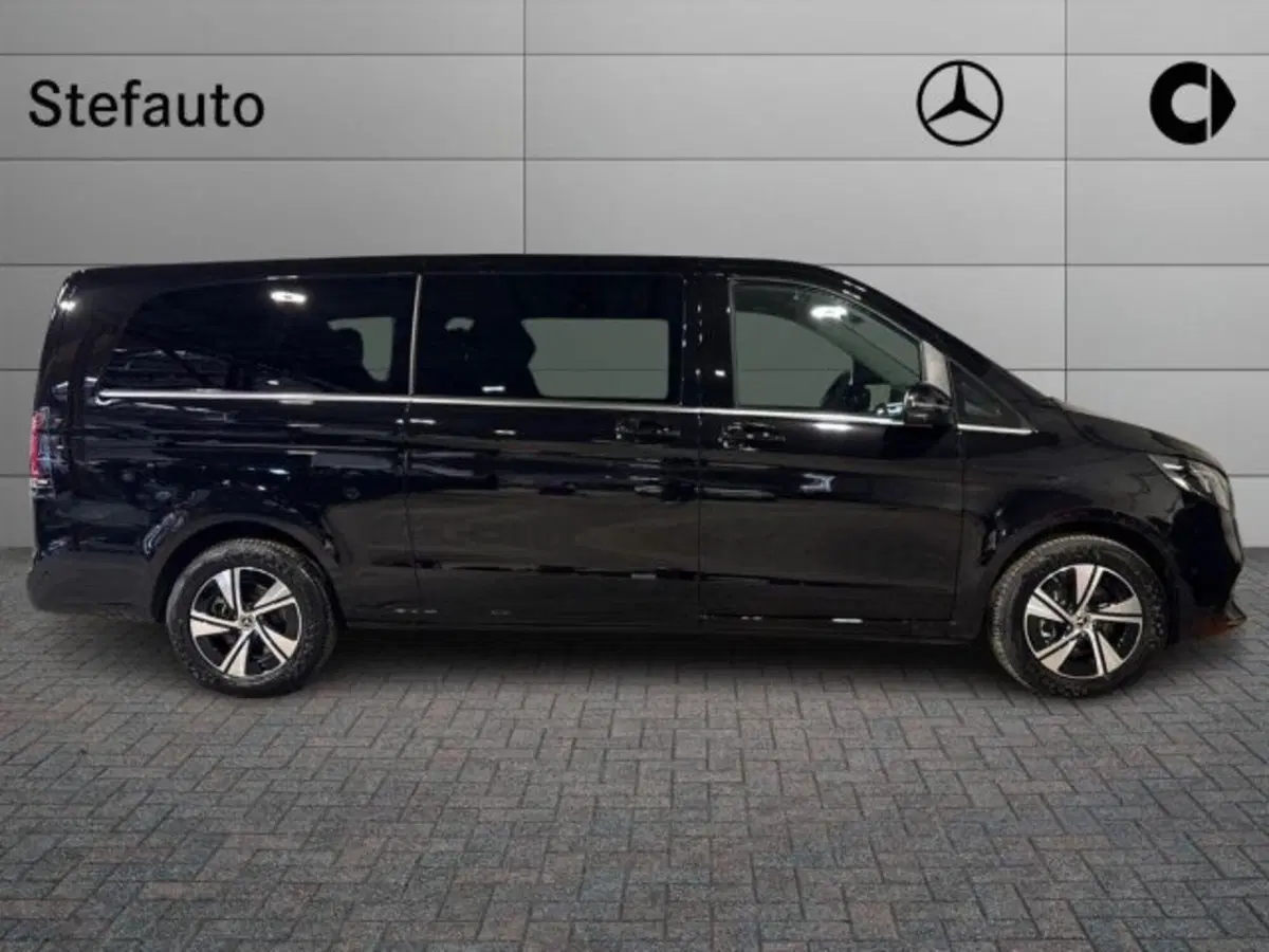Mercedes-Benz Classe V nuova a Bologna (2)