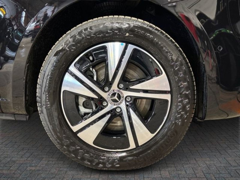 Mercedes-Benz Classe V nuova a Bologna (8)