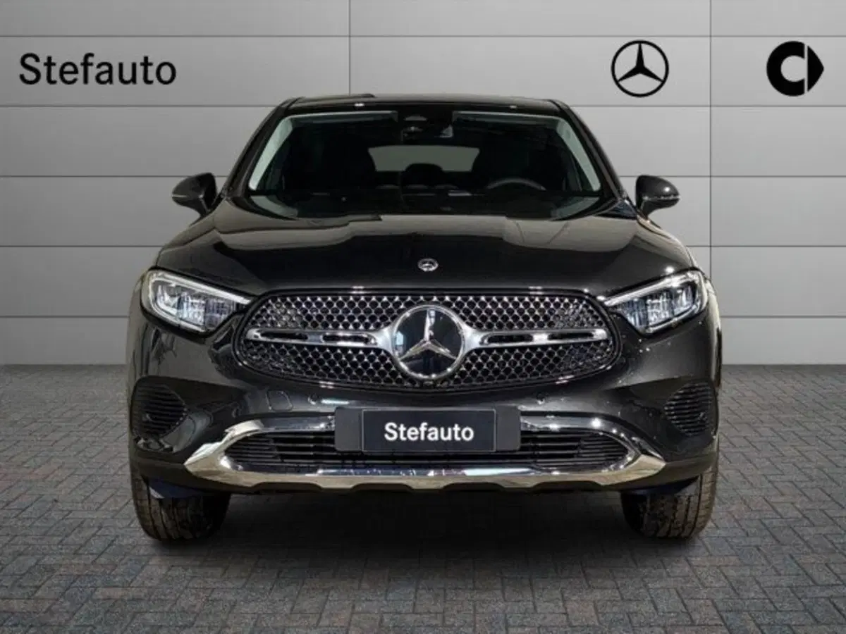 Mercedes-Benz GLC nuova a Bologna (4)