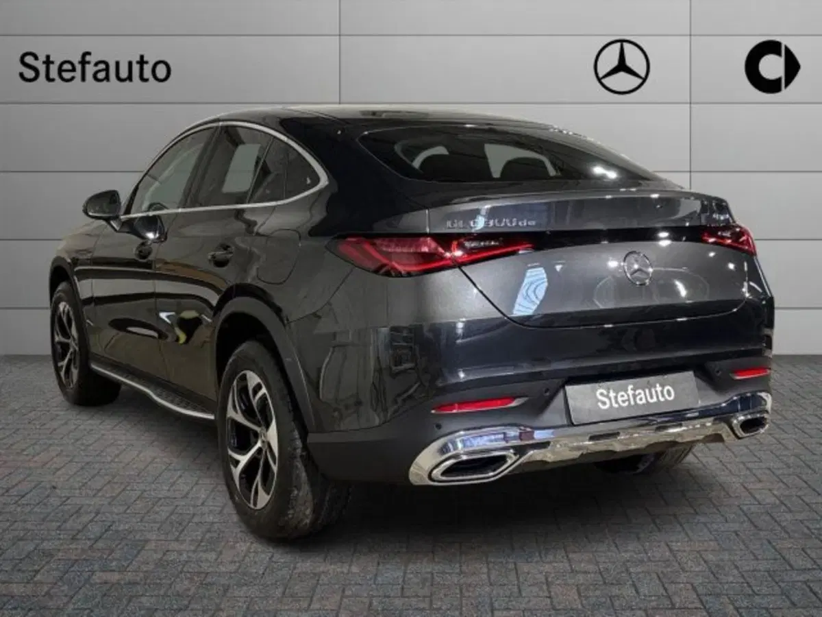 Mercedes-Benz GLC nuova a Bologna (5)