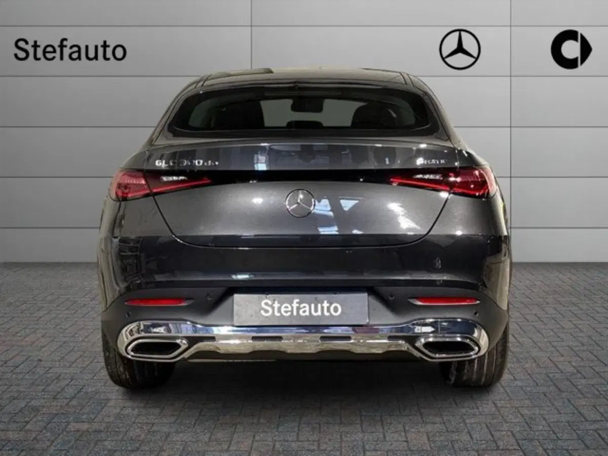Mercedes-Benz GLC nuova a Bologna (6)