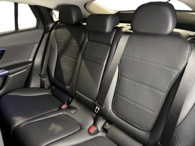 Mercedes-Benz GLC nuova a Bologna (9)