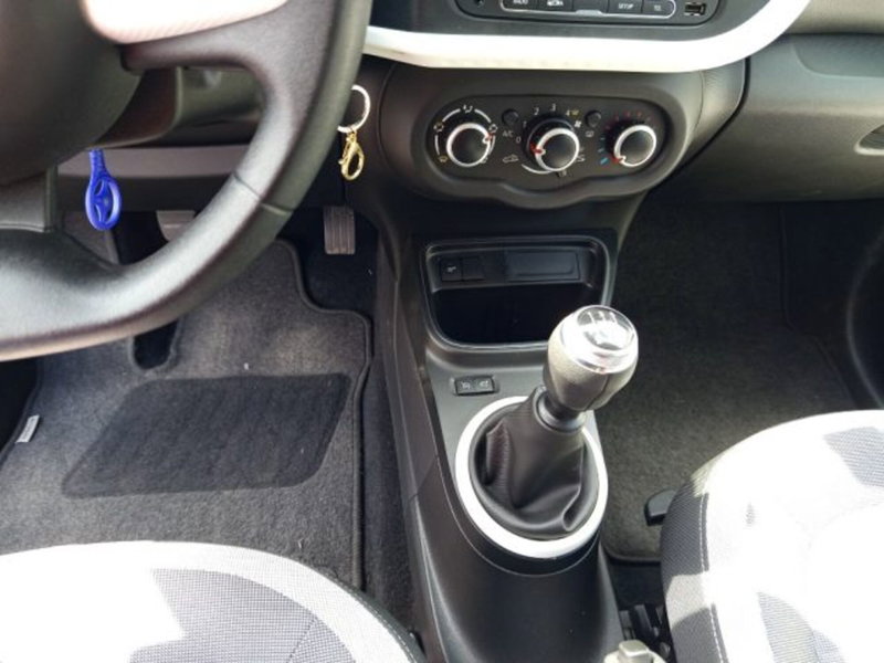 Renault Twingo usata a Frosinone (13)