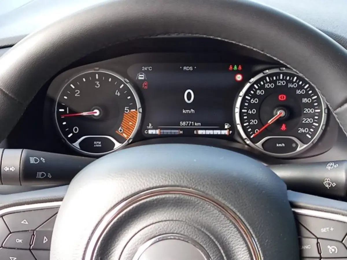 Jeep Renegade usata a Frosinone (14)