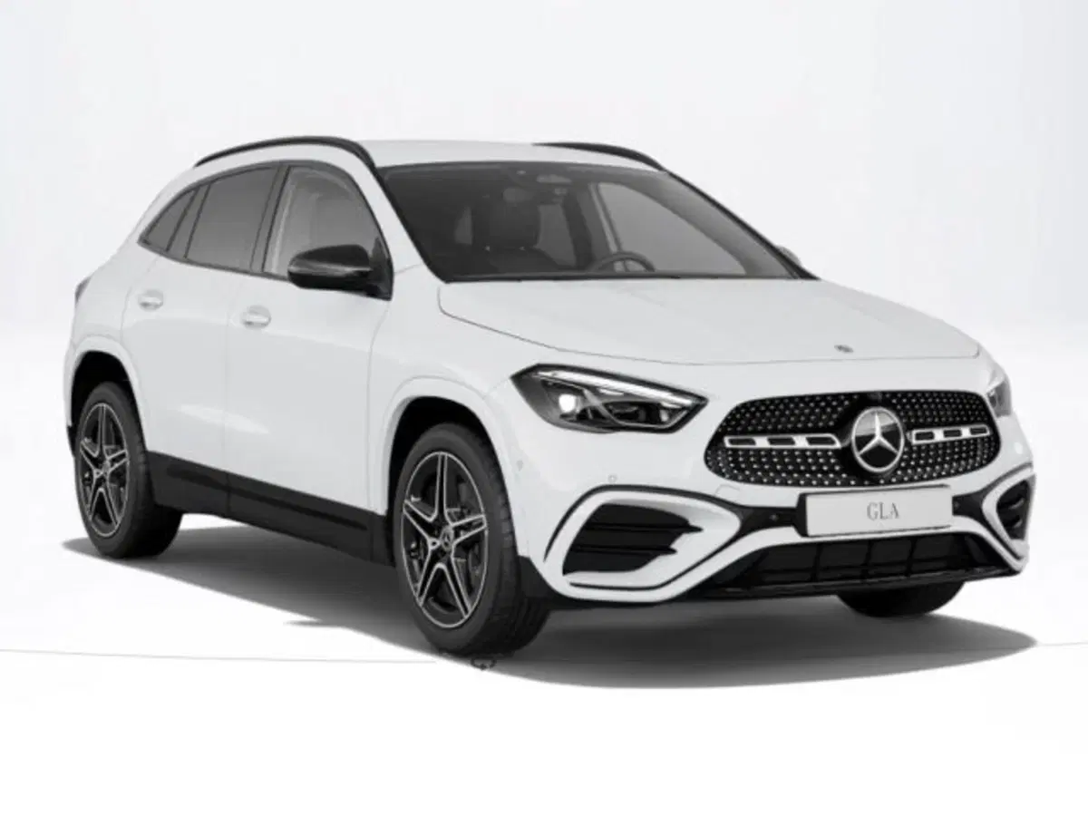 Mercedes-Benz GLA SUV nuova a Verona
