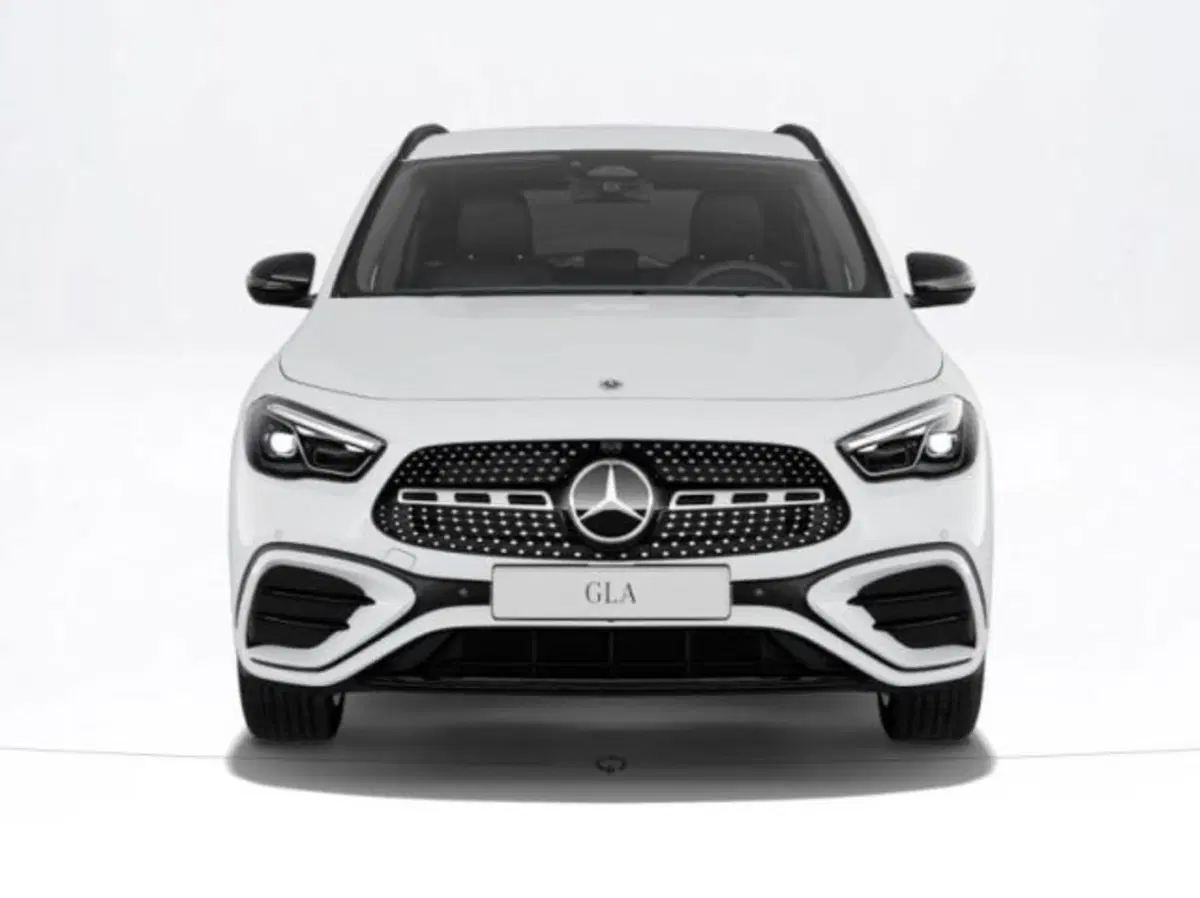 Mercedes-Benz GLA SUV nuova a Verona (3)