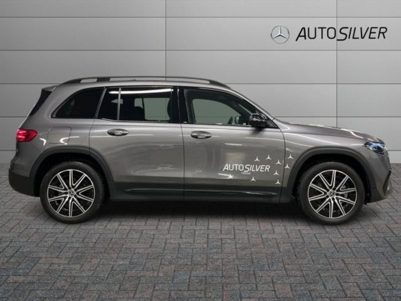Mercedes-Benz EQB usata a Verona (5)