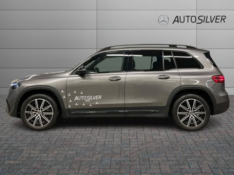 Mercedes-Benz EQB usata a Verona (6)