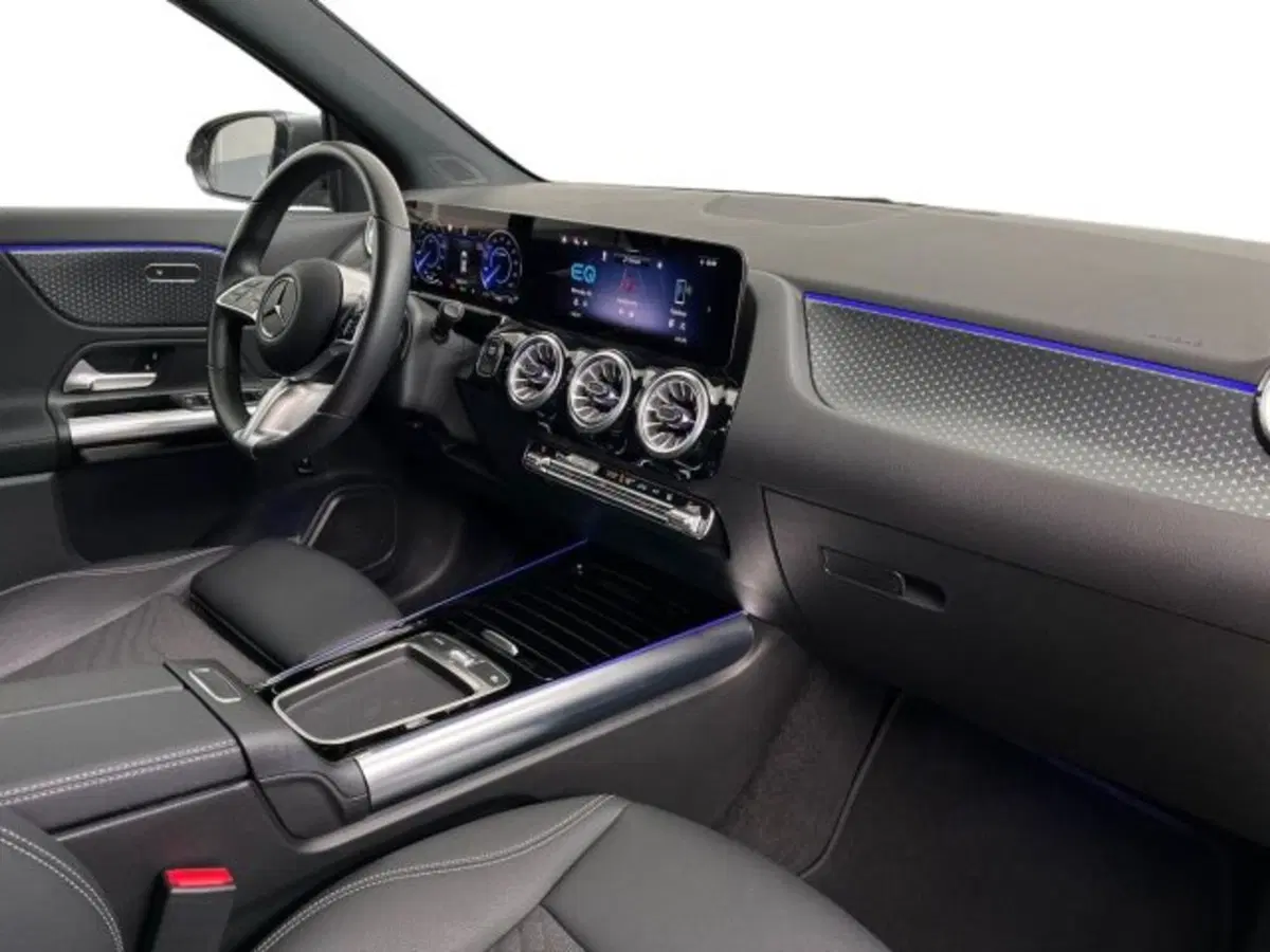 Mercedes-Benz EQA usata a Verona (14)