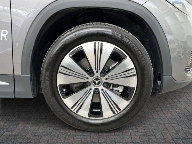 Mercedes-Benz EQA usata a Verona (7)