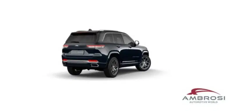 Jeep Grand Cherokee nuova a Perugia (5)