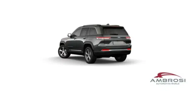 Jeep Grand Cherokee nuova a Perugia (3)