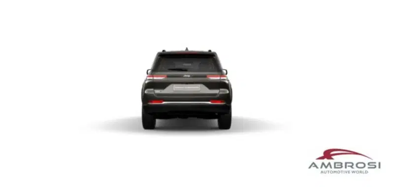 Jeep Grand Cherokee nuova a Perugia (4)