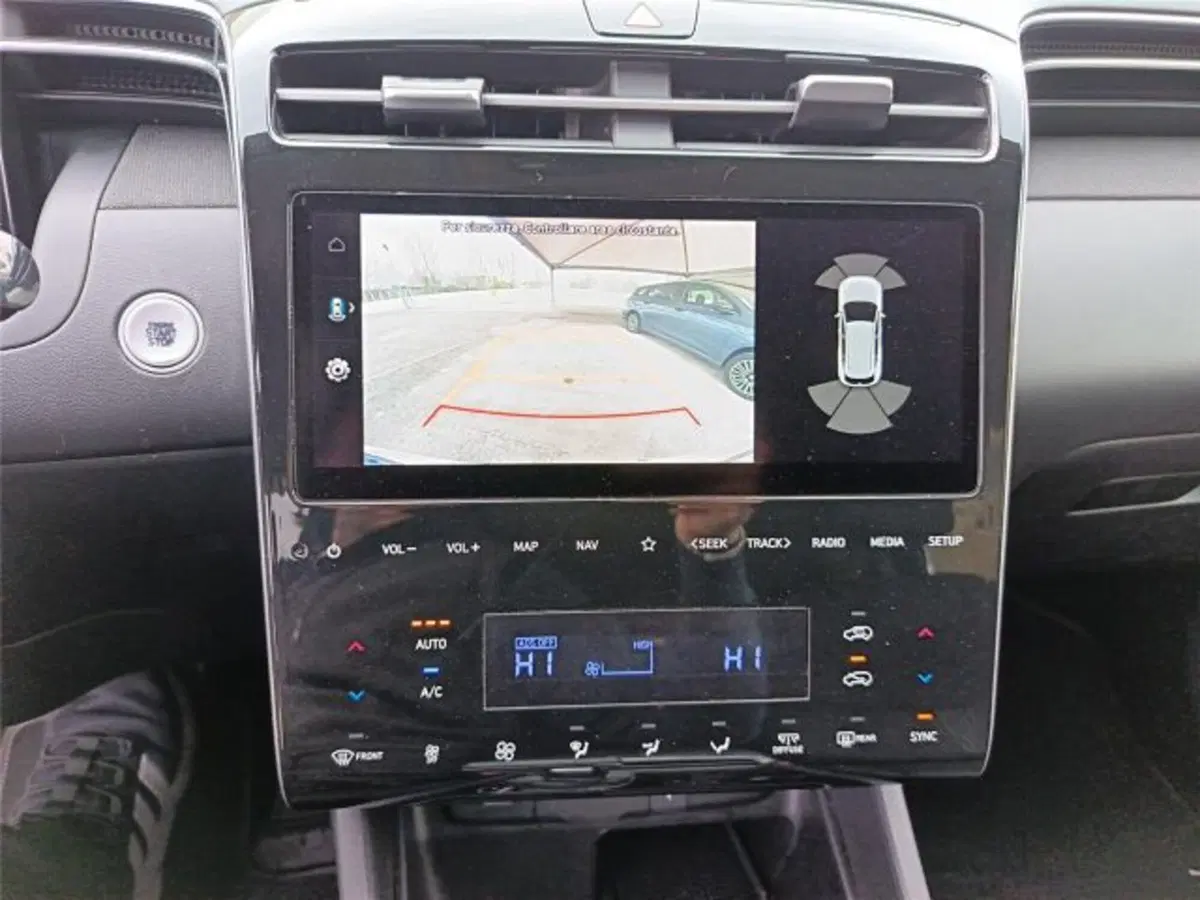 Hyundai Tucson usata a Bari (16)