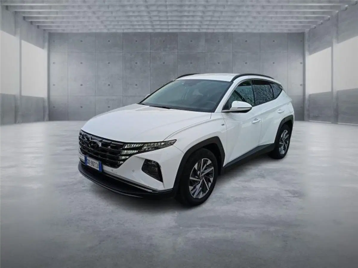 Hyundai Tucson usata a Bari (3)