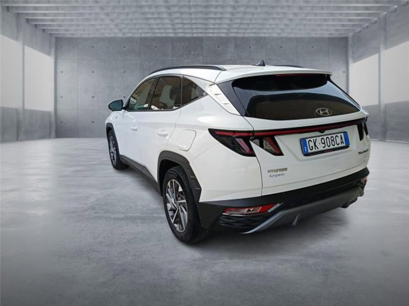 Hyundai Tucson usata a Bari (4)