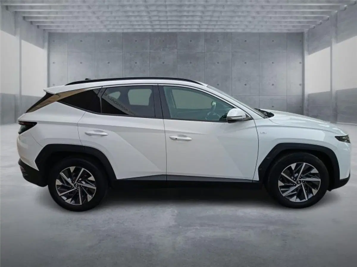 Hyundai Tucson usata a Bari (7)